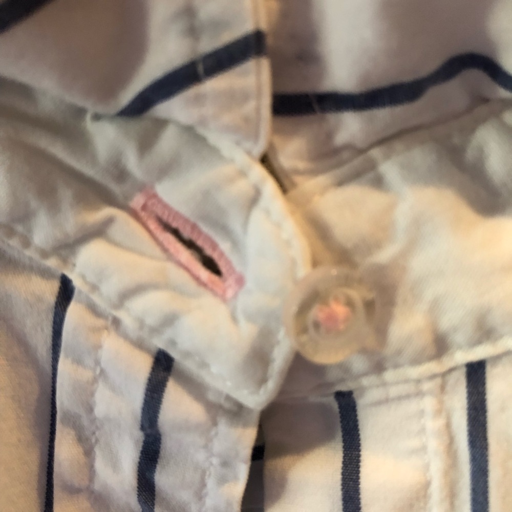 HOLLISTER PINSTRIPE BUTTON DOWN Size Small - Picture 4 of 6